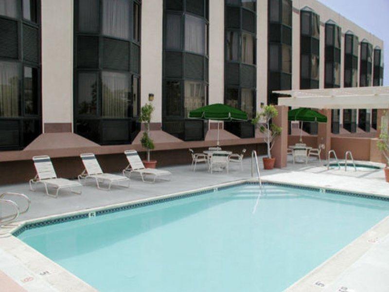 Holiday Inn Long Beach-Downtown Area Facilities photo